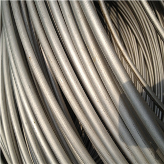 ASTM A580 wire bright cloudy mill finish