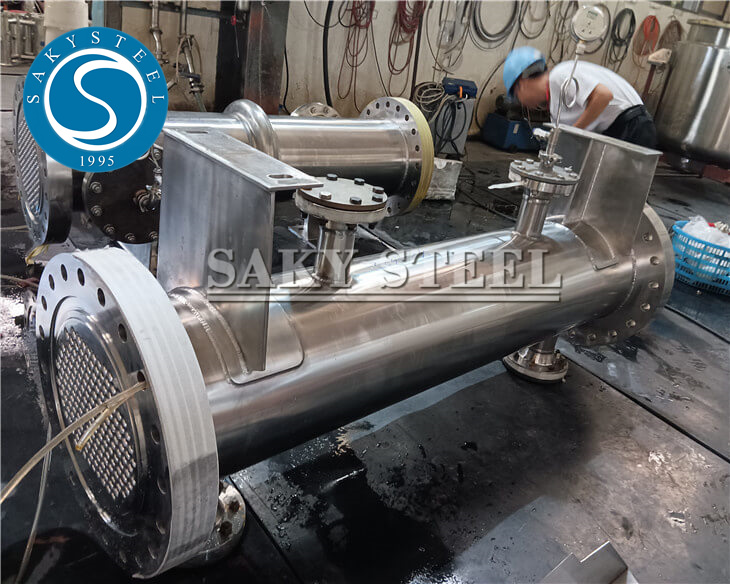 Stainless steel shell and tube heat exchanger inspection and penetrant testing