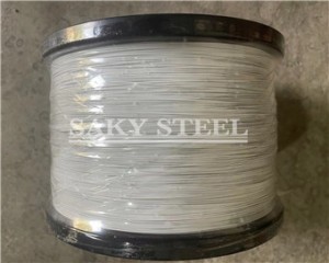 Mimoriadne jemné lano z nehrdzavejúcej ocele potiahnuté nylonom-6