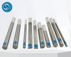Uyini umehluko phakathi kwama-400 series kanye nama-300 series stainless steel rods?